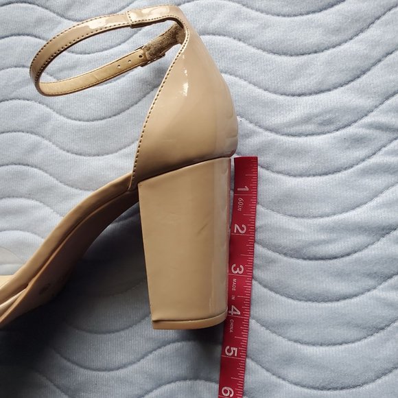 Laundry List Women's Clear Wide Single Strap Block Heels Sandals Nude Size 11M - Picture 10 of 11